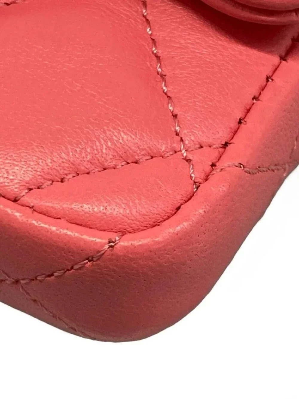 CHANEL Mini Matelasse Pink Lambskin Bum Bag Gold hardware